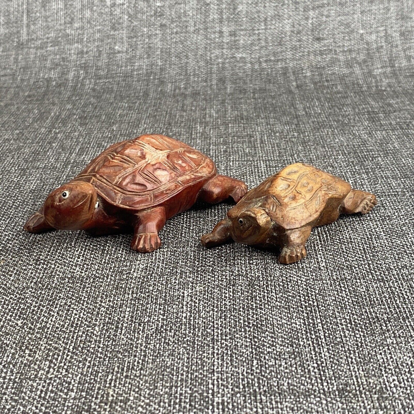 Vintage Chinese Hand Carved Rosewood Turtle Tortoise Glass Eyes