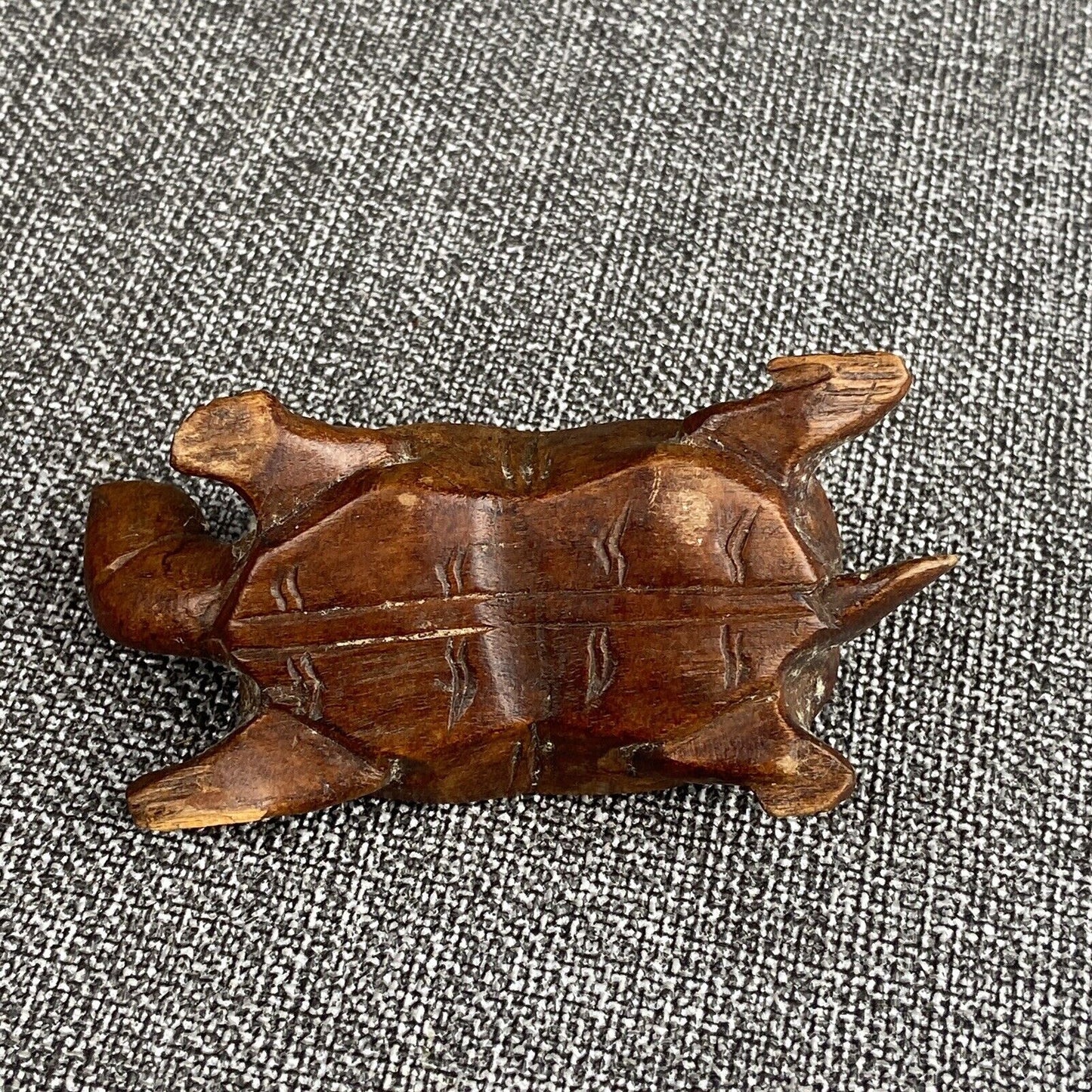 Vintage Chinese Hand Carved Rosewood Turtle Tortoise Glass Eyes