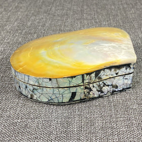 Vintage Mother of Pearl Sea Shell Trinket Jewelry Box , hand made 6"x 4.5"x 1.5"