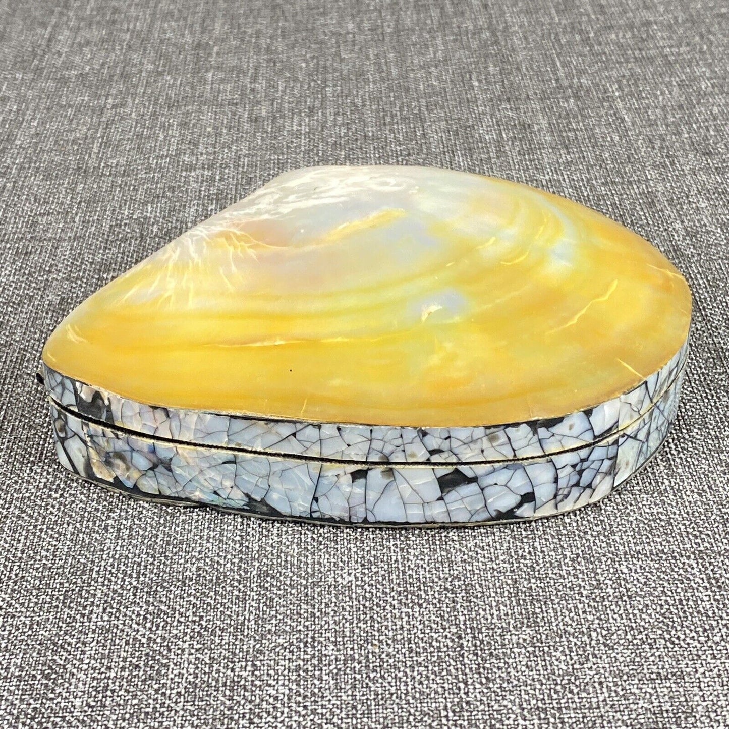 Vintage Mother of Pearl Sea Shell Trinket Jewelry Box , hand made 6"x 4.5"x 1.5"