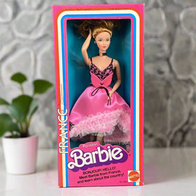 Vintage #1600 France Parisian Barbie by Mattel 1979 Original SEALED