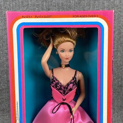 Vintage #1600 France Parisian Barbie by Mattel 1979 Original SEALED