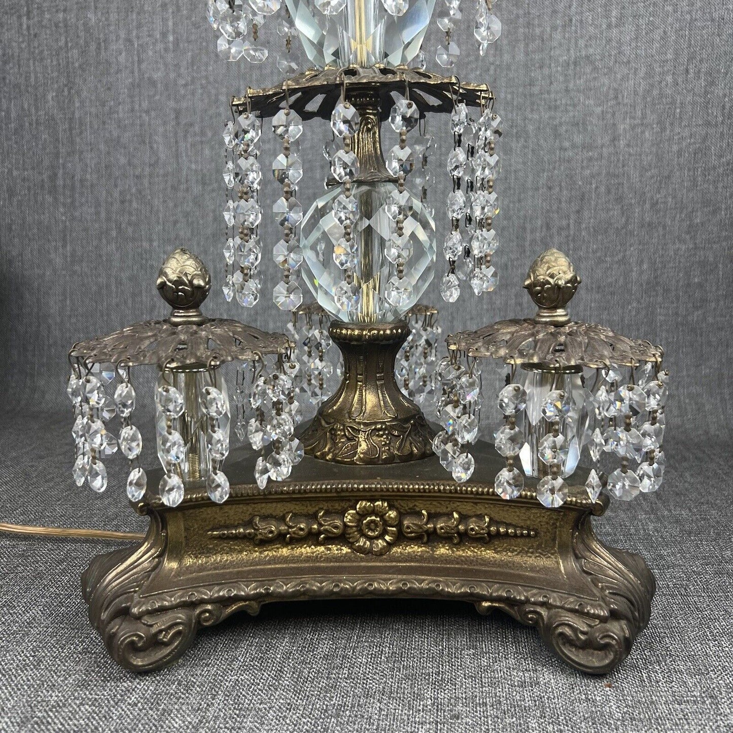 Antique HOLLYWOOD REGENCY CRYSTAL CHANDELIER TABLE LAMP Made In Italy