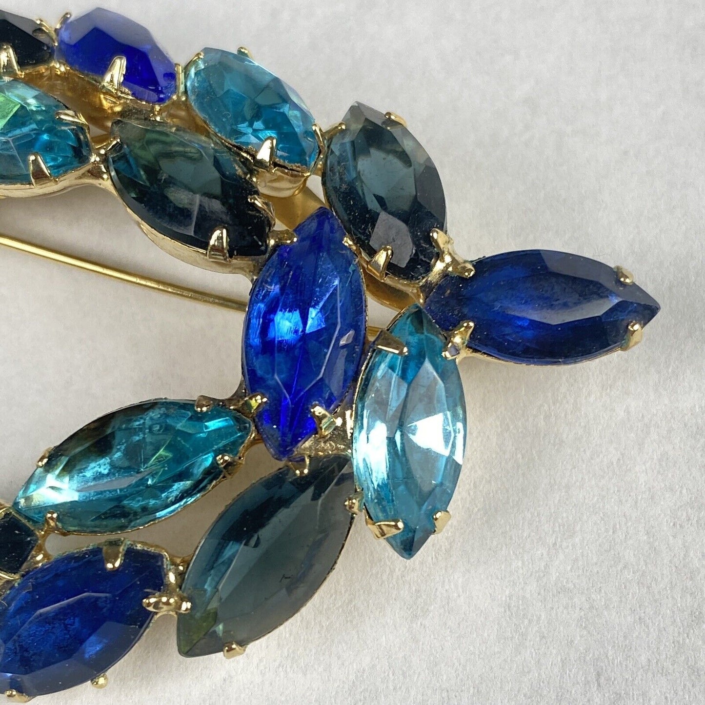 Vintage Juliana Blue Rhinestone Pin Brooch 3"