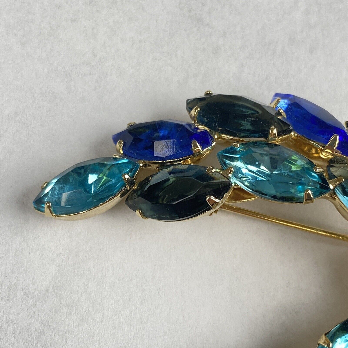 Vintage Juliana Blue Rhinestone Pin Brooch 3"