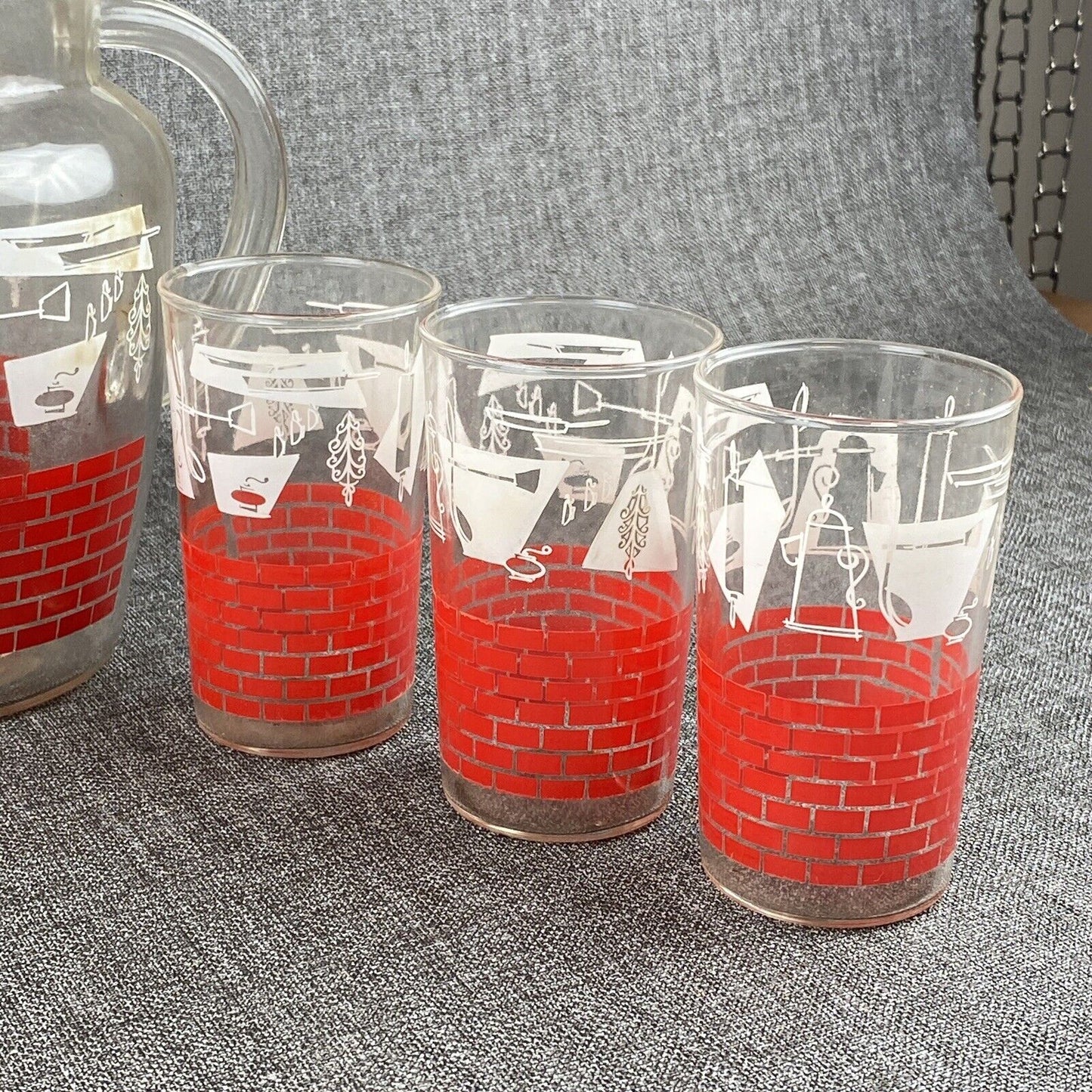 Vintage Anchorglass Seven Piece, Six Tumblers, One Pitcher Refreshment Set