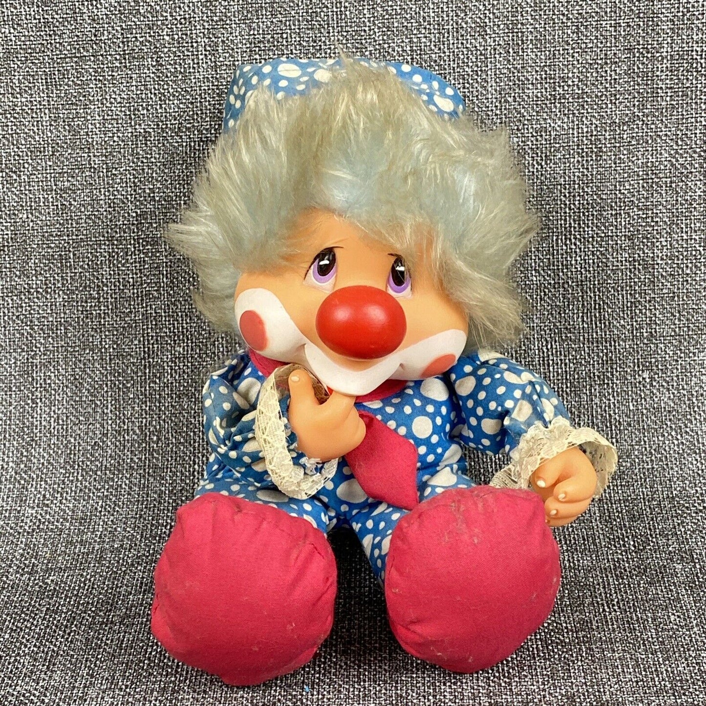 Vintage 1982 APPLAUSE Finger Sucking Clown Doll (READ)