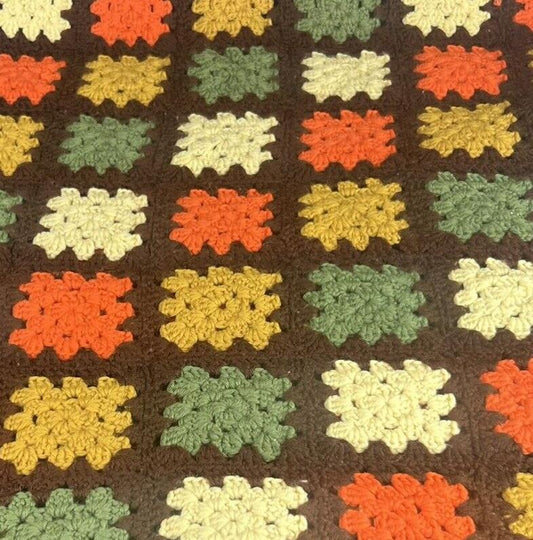 True Vintage Handmade Crochet Granny Square Afghan Throw Blanket Green 60 x 67