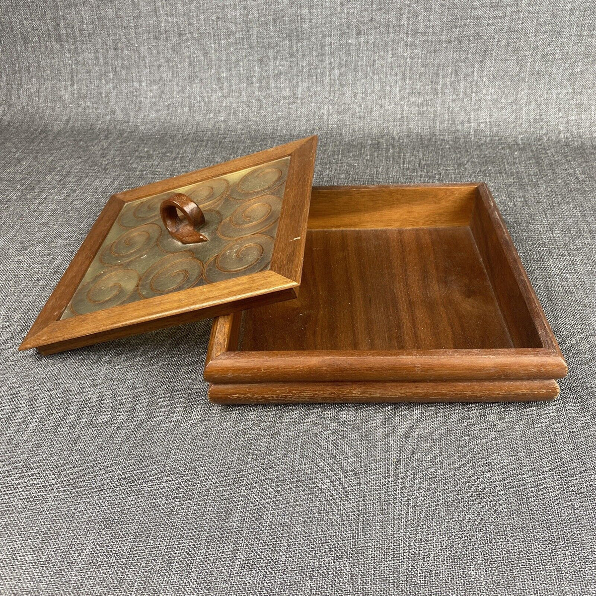 Decorative Thin Wooden Box with Lid 9.5" x 9.5" x 2"