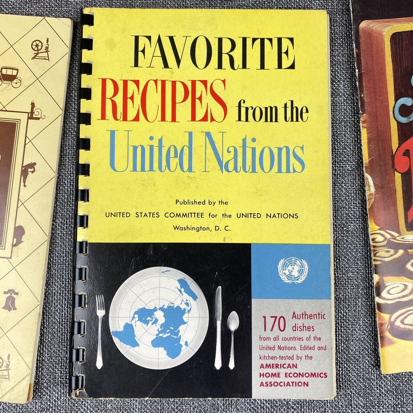 Lot of Vintage Recipe Books, Nestle, Westinghouse, Jello and more (cookbooks)