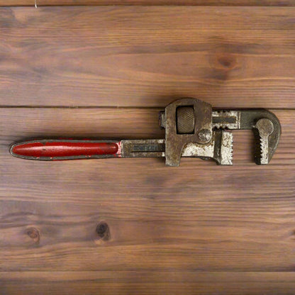 Vintage DUNLAP  PIPE WRENCH