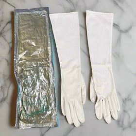 Vintage CRESCENDOE Tailored Nylon Gloves Cream Washable  Size 6 Original Bag