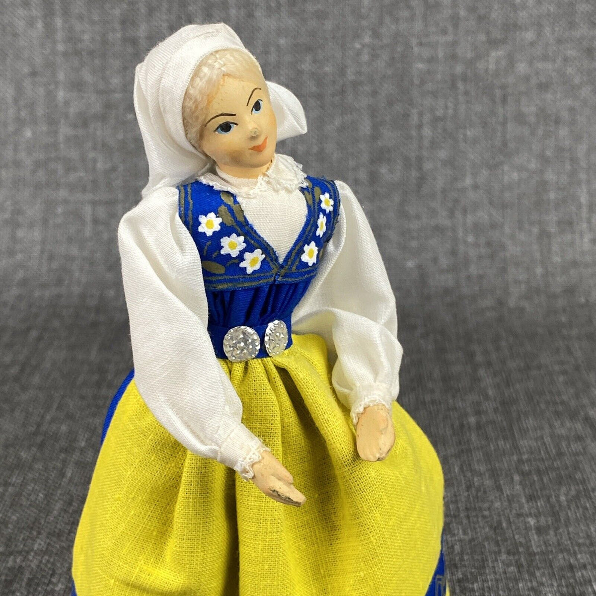 Vintage Swedish National Fabric Dolls Textile Svenska Nationaldrakten 7"