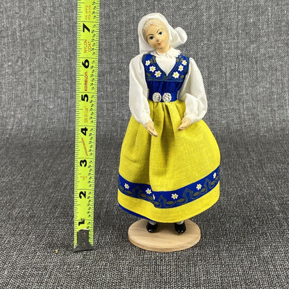 Vintage Swedish National Fabric Dolls Textile Svenska Nationaldrakten 7"