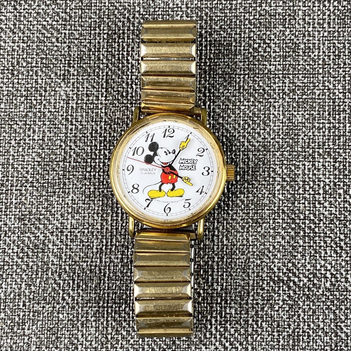 1970s Vintage Disney Mickey Mouse Men's-Bradley 17 Jewels mechanical Watch