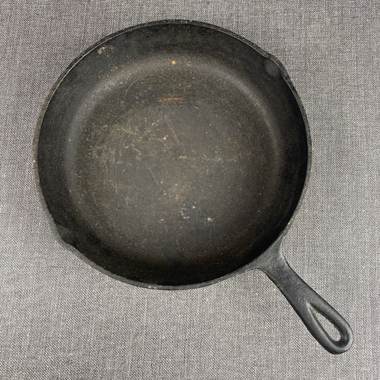 Vintage No.8 Cast Iron 10 5/8 Skillet