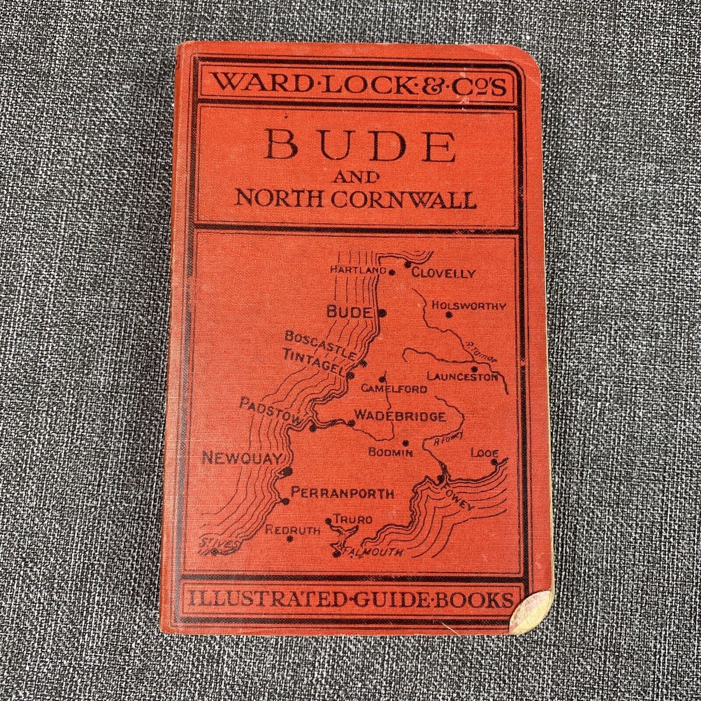 Lot of WARD LOCK & Co’s -LONDON - Illustrated Guide Book's