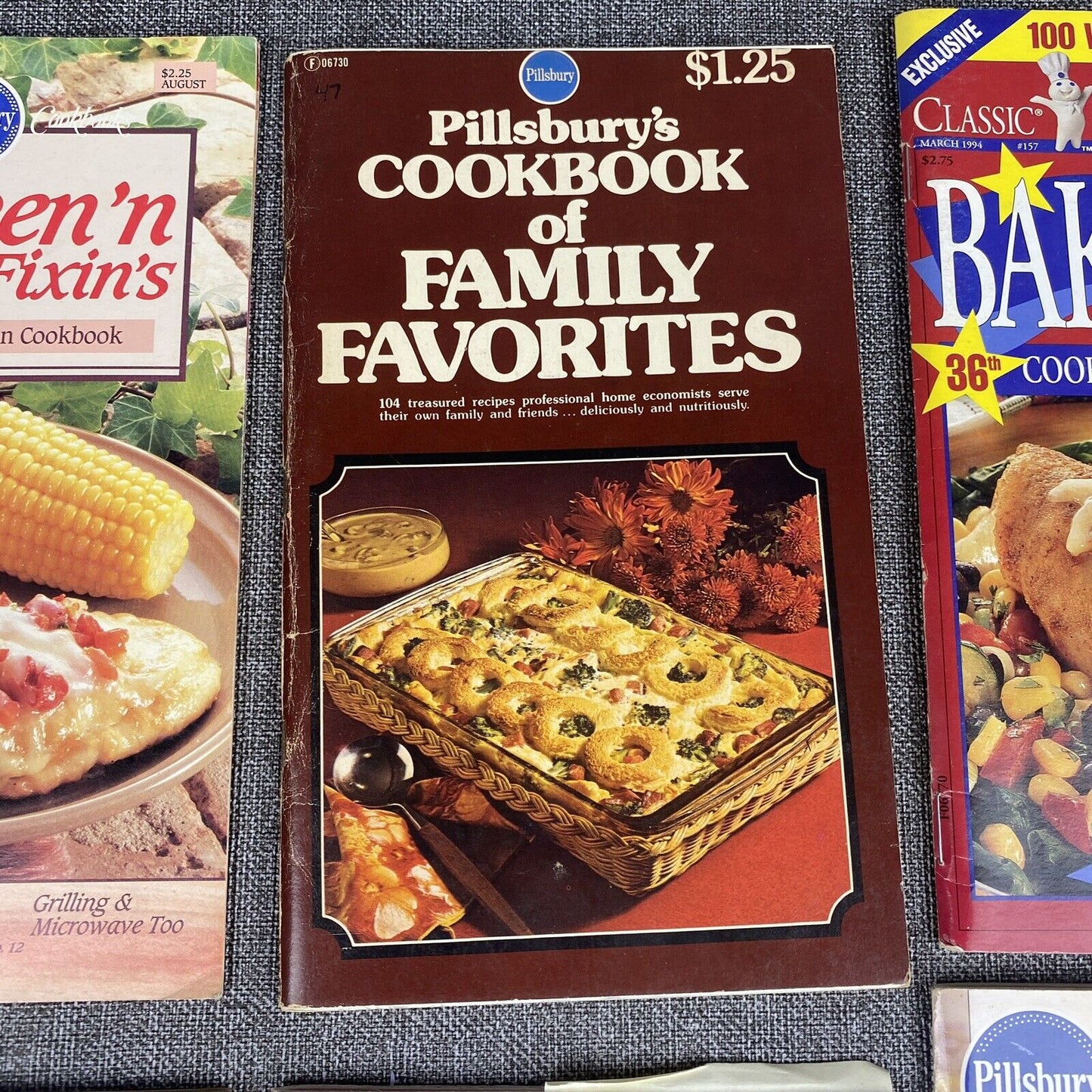 Lot of 8 Vintage Pillsbury Classics Cookbooks Baking