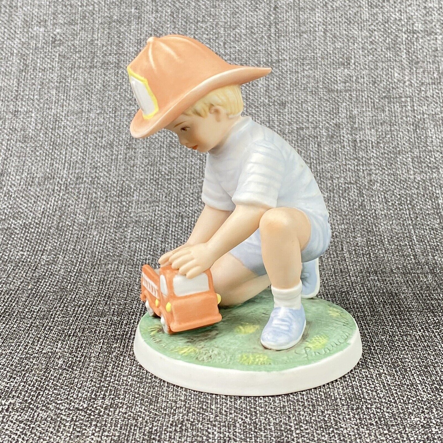 Vintage 1985 Frances Hook Engine #1 Hand Painted Porcelain Figurine Limited