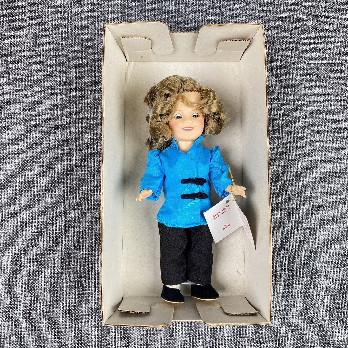 VINTAGE Shirley Temple 8" DOLL 1982 Ideal Stowaway BOX