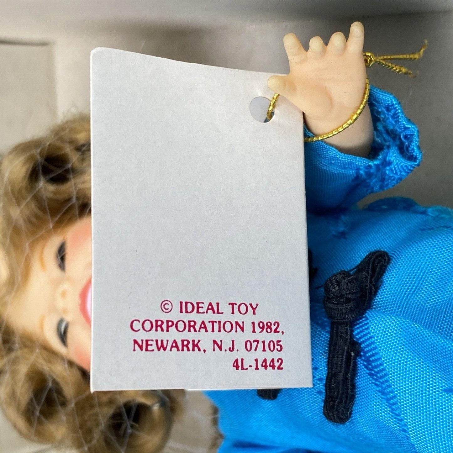 VINTAGE Shirley Temple 8" DOLL 1982 Ideal Stowaway BOX