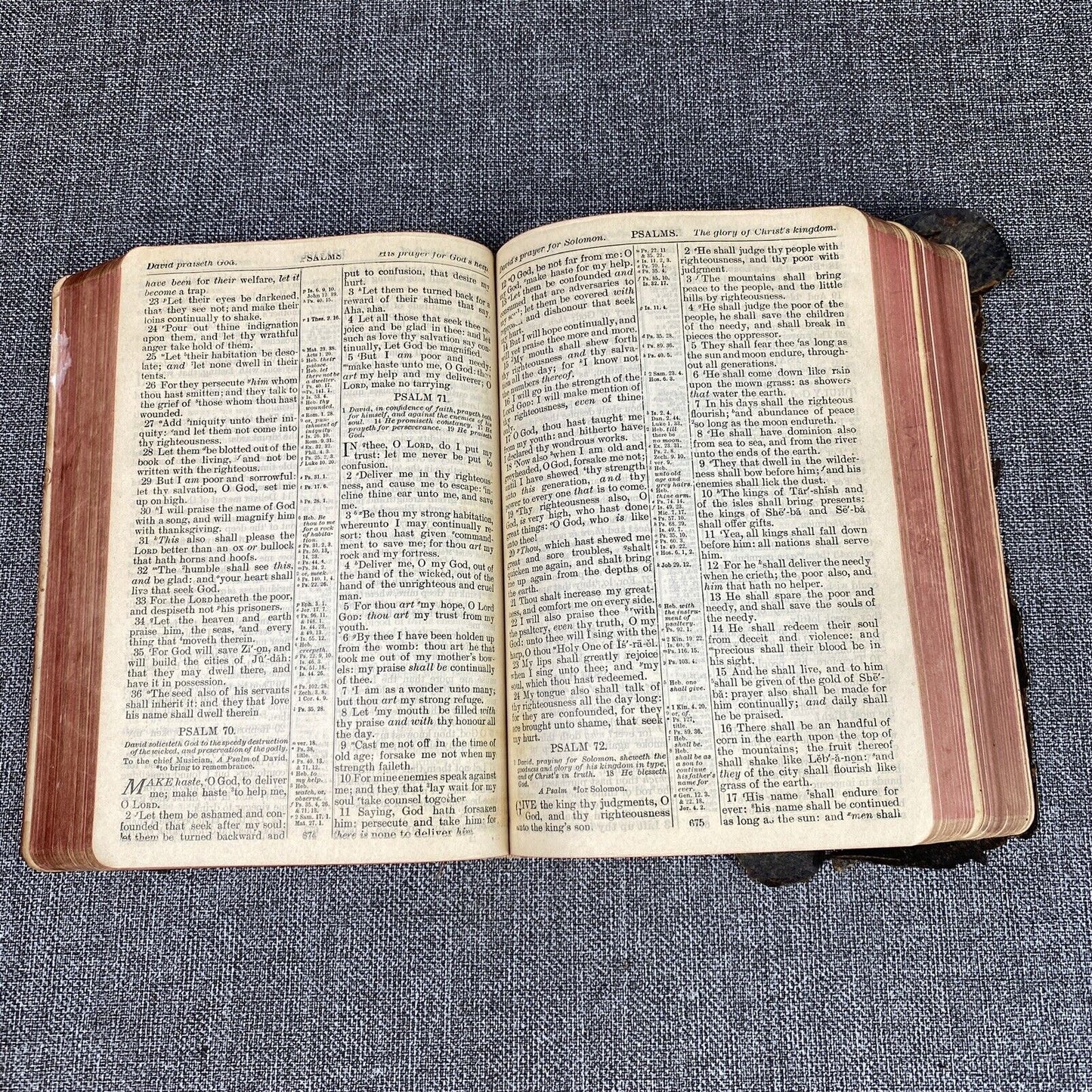 Antique Saalfield Publishing Co Holy Bible Teacher's Self-Pronouncing Edition