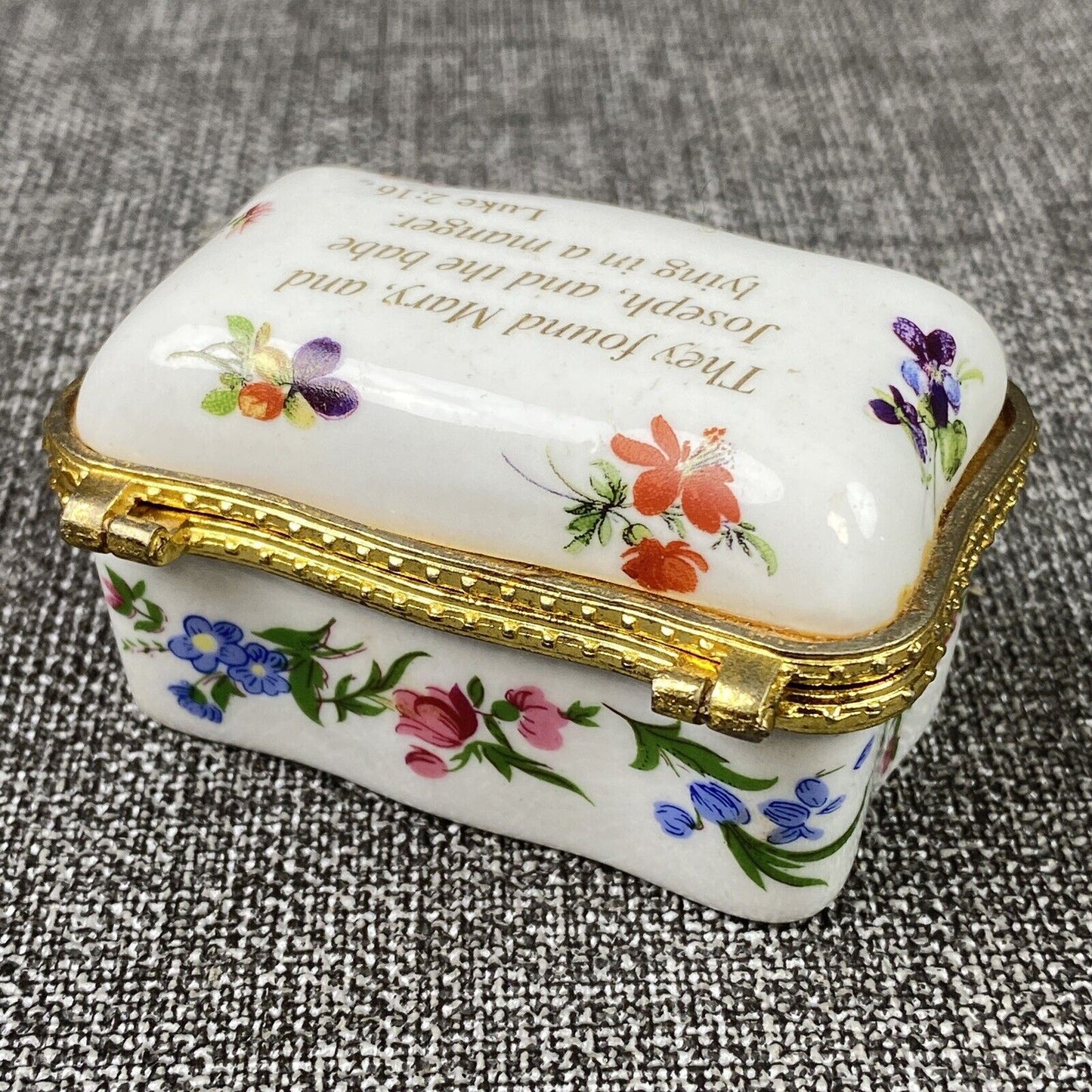 Vintage Imperial Porcelain Trinket Box Luke 2:16 Bible Verse Birth of Jesus