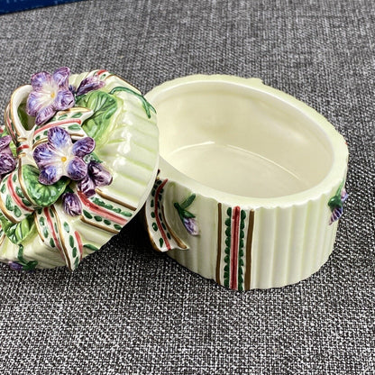 Fitz and Floyd Gift with Ribbon Lidded Trinket Box Green Floral Oval NOS