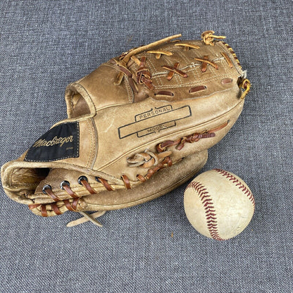 Vintage Baseball Glove MacGregor G1286 Willie Mays Personal Model