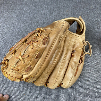 Vintage Baseball Glove MacGregor G1286 Willie Mays Personal Model