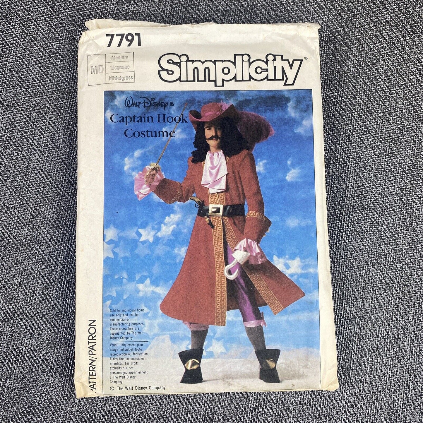 Simplicity 7791 Sewing Pattern Disney Captain Hook Costume Medium Uncut