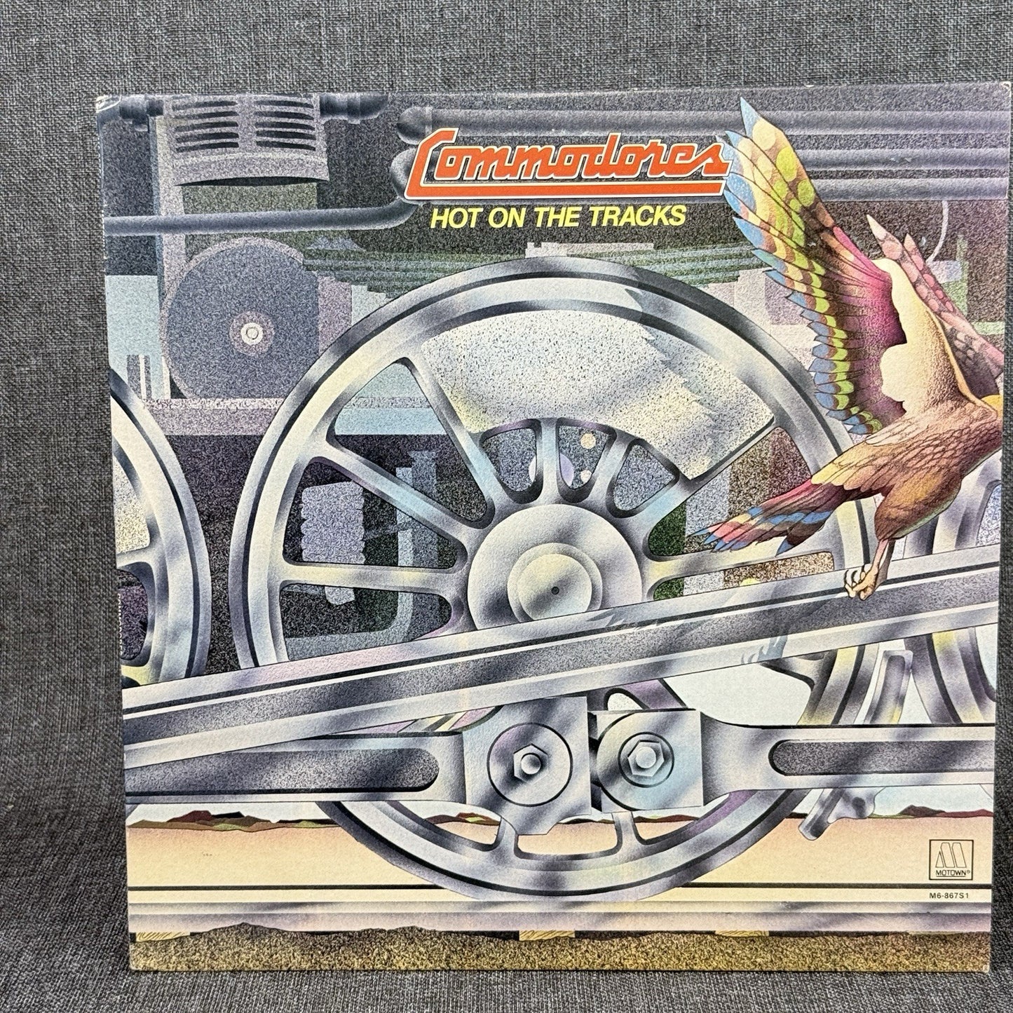 Commodores Hot On The Tracks Vinyl-Record - Album EXCELLENT
