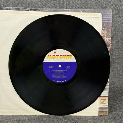 Commodores Hot On The Tracks Vinyl-Record - Album EXCELLENT