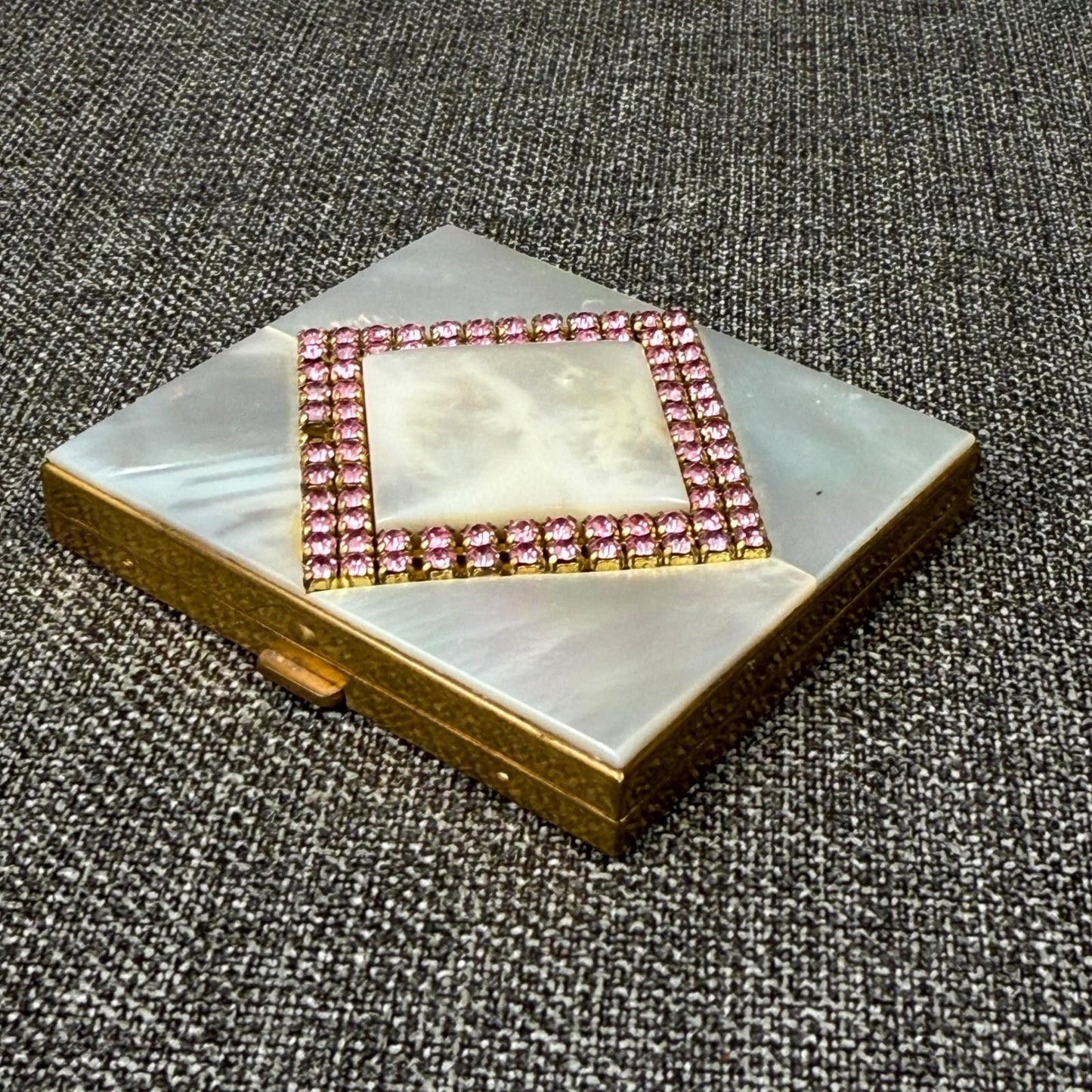 Bourjois New York Distributor Vintage Gold Tone Makeup Powder Compacts