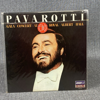LUCIANO PAVAROTTI  Gala Concert at Royal Albert Hall Vinyl Record 1982 - NM