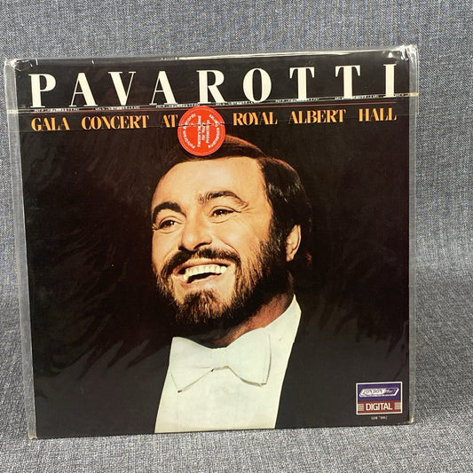 LUCIANO PAVAROTTI  Gala Concert at Royal Albert Hall Vinyl Record 1982 - NM