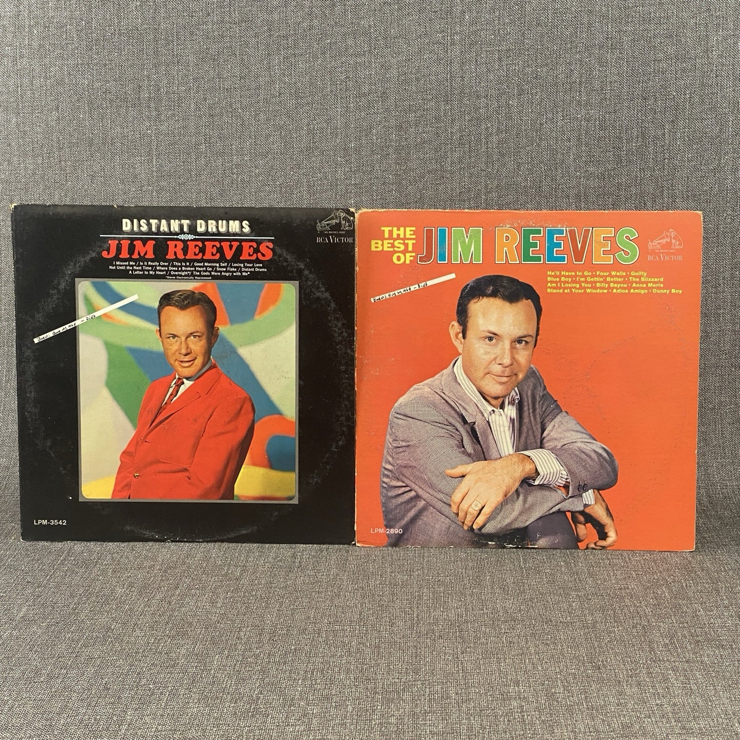 2 Vinyl Records The Best Of Jim Reeves , Distant Drums 1960's  - Very Good