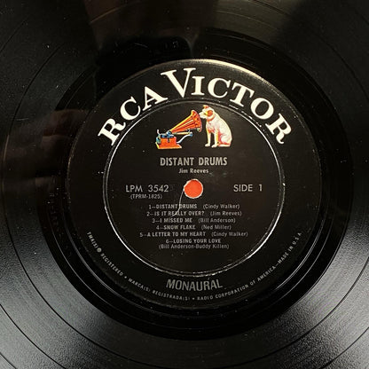 2 Vinyl Records The Best Of Jim Reeves , Distant Drums 1960's  - Very Good
