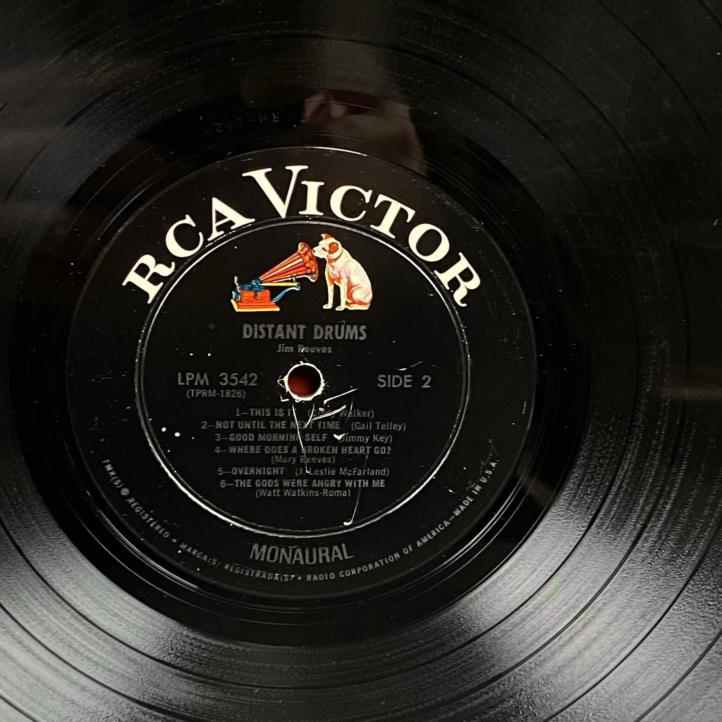 2 Vinyl Records The Best Of Jim Reeves , Distant Drums 1960's  - Very Good