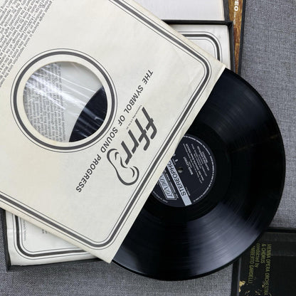 Lot of 4 Sets of Classic Operas Vinyl - Verdi , Puccini , Purrell ,  NEAR-MINT