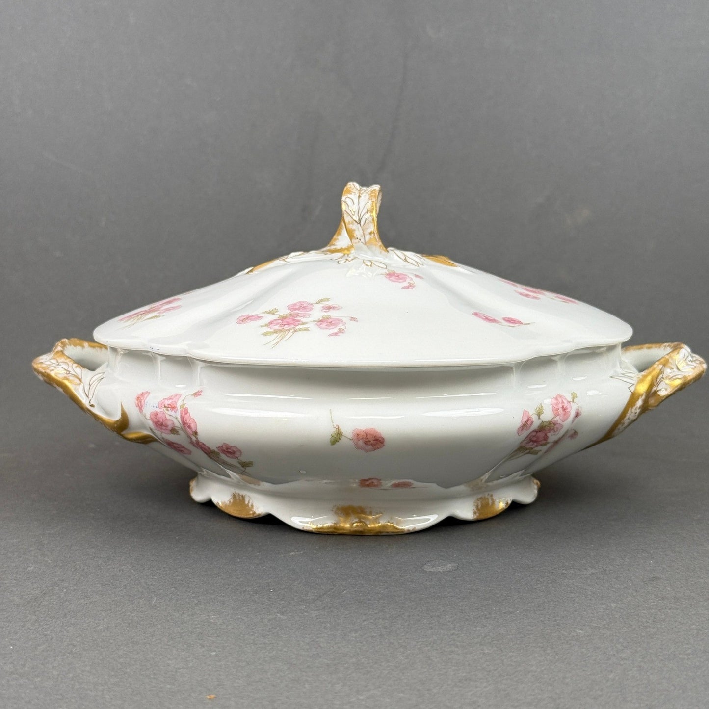 Haviland & Co. Limoges Porcelain Tureen Serving Dish Pink Floral Gold Trim