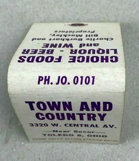 Vintage Town and Country Toledo Ohio (OH) Matches Matchbook (PH. JO. 0101)