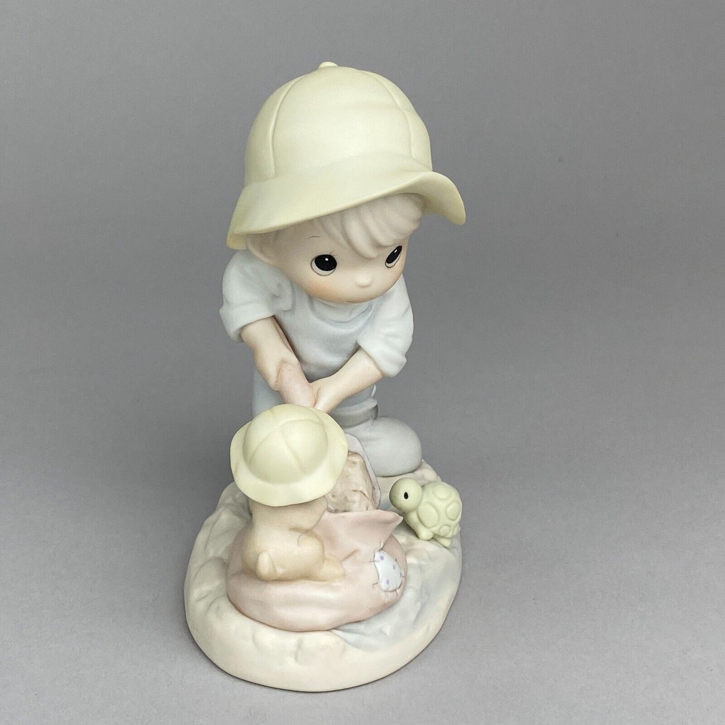 Precious Moments SIGNED Nothing Can Dampen the Spirit of Caring Vintage Figurine