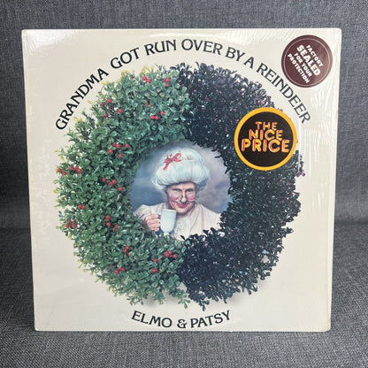 Christmas Vinyl Records lot of 4 , Silent Night, Old Fashioned Christmas etc.