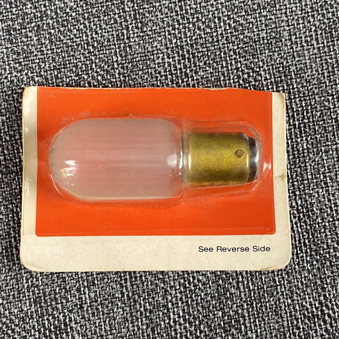 Vintage Singer Sewing Machine Light Bulb C 434 Part. Nr. L sealed