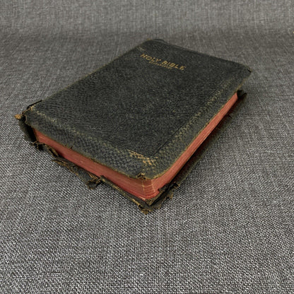 Vintage World Publishing Holy Bible Red Letter References KJV Leather