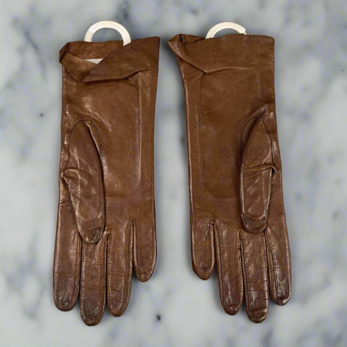 Vintage EZ Lovable Leather Womens Gloves Size 6 Machine Washable