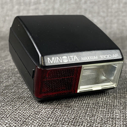 Minolta 1800 AF Flash Unit dedicated for Maxxum 35mm SLR's