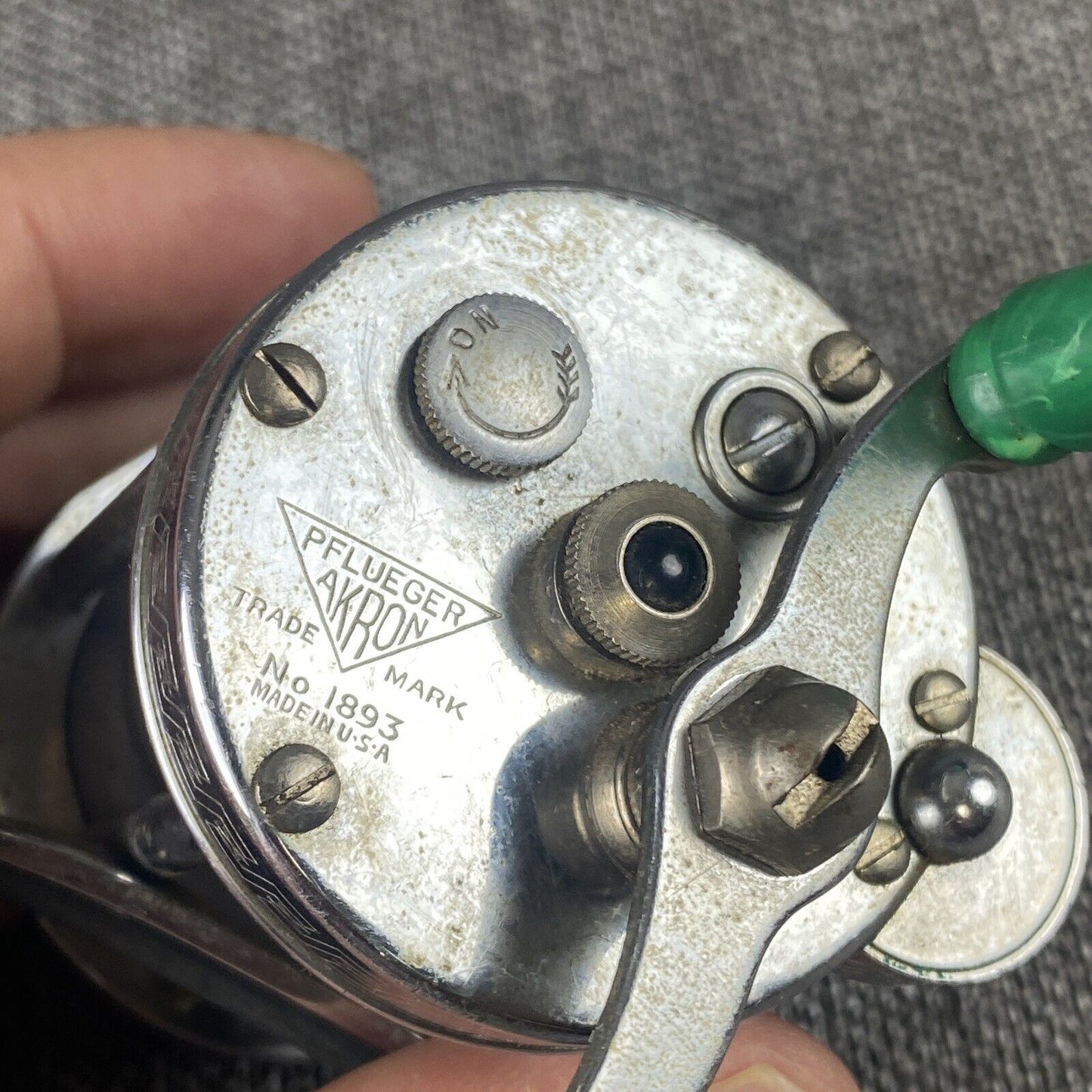 Vintage Pflueger 1893L Bait Casting Reel Fishing USA Akron Nice Smooth