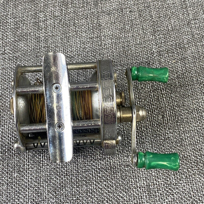 Vintage Pflueger 1893L Bait Casting Reel Fishing USA Akron Nice Smooth